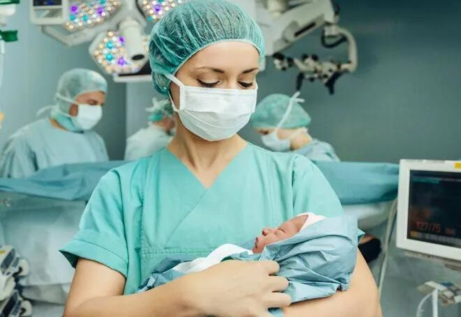 试管婴儿移植囊胚适合哪些人？胚胎移植的过程是怎样的？