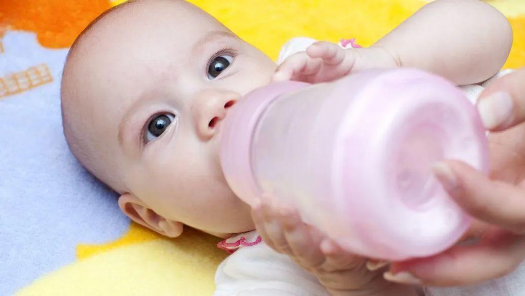 深度水解奶粉是第一个口感好的。看看你家宝宝奶粉有没有上榜？